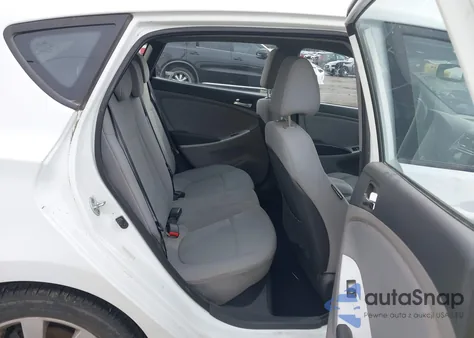 2013 Hyundai Accent Se z USA, uszkodzony, nr VIN KMHCU5AE2DU087466